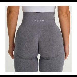 nvgtn gray seamless contour leggings size small